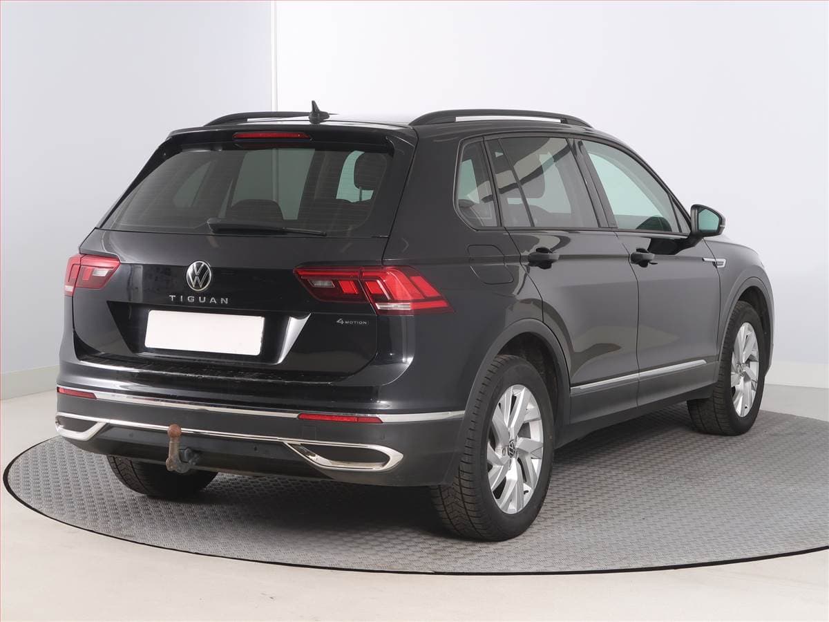 Volkswagen TIGUAN - 5