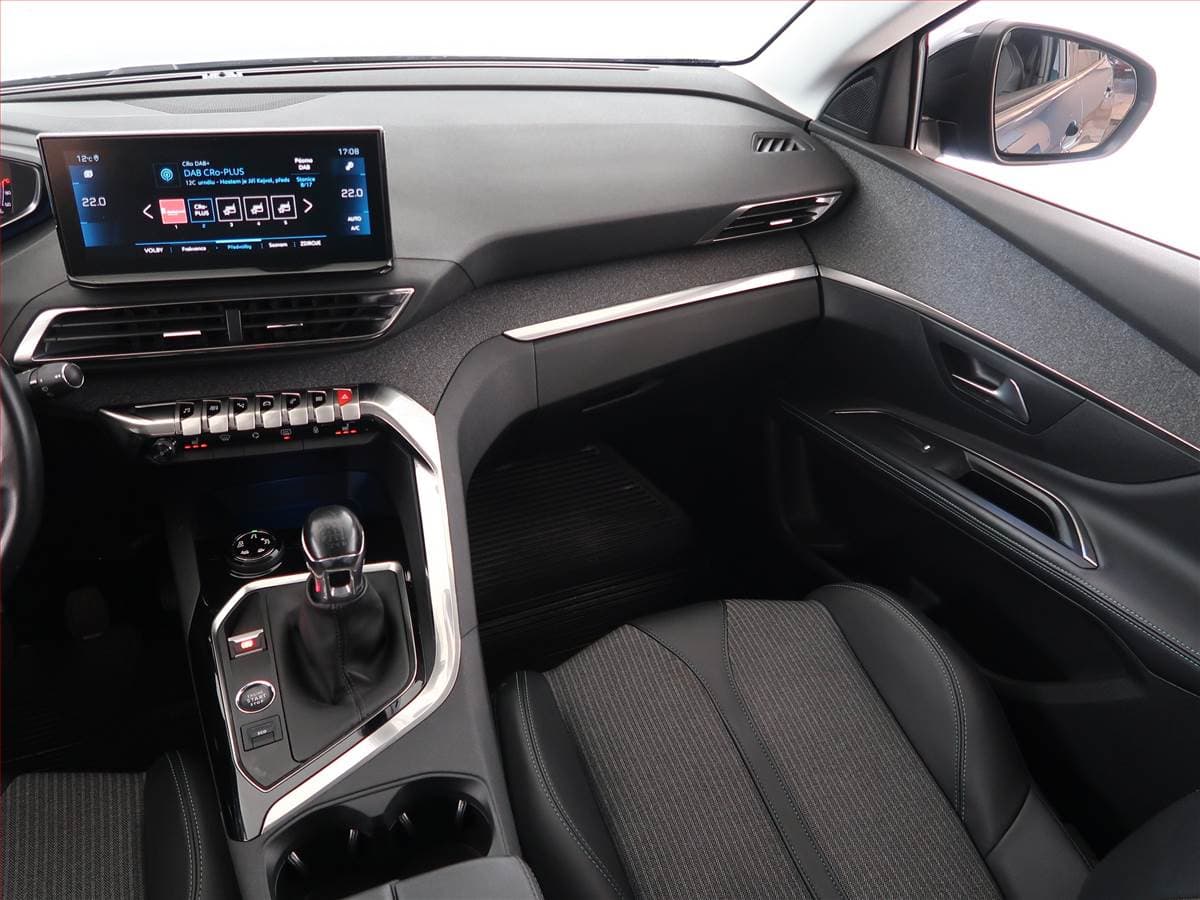 Peugeot 5008 - 8