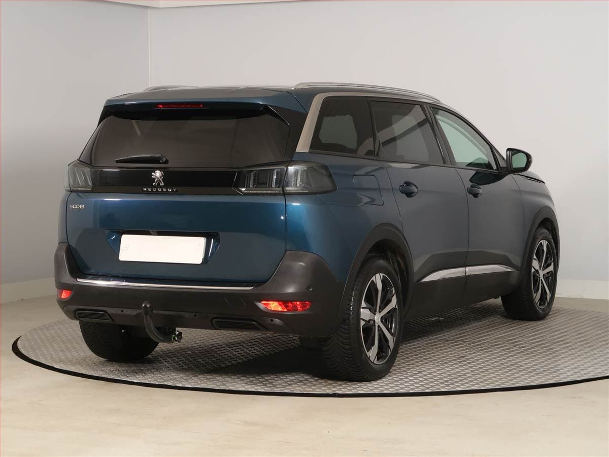 Peugeot 5008 - 5