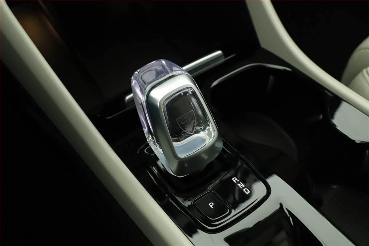 Volvo XC40 - 10