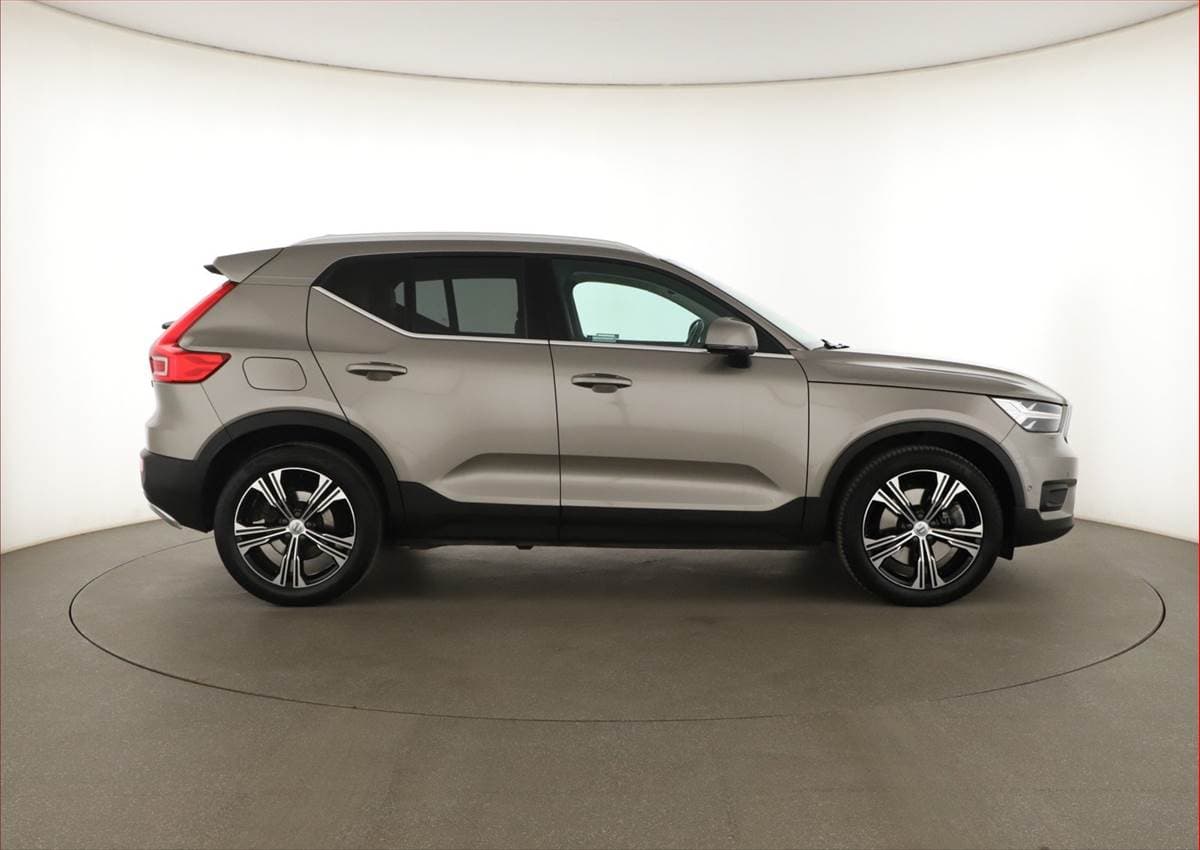 Volvo XC40 - 6