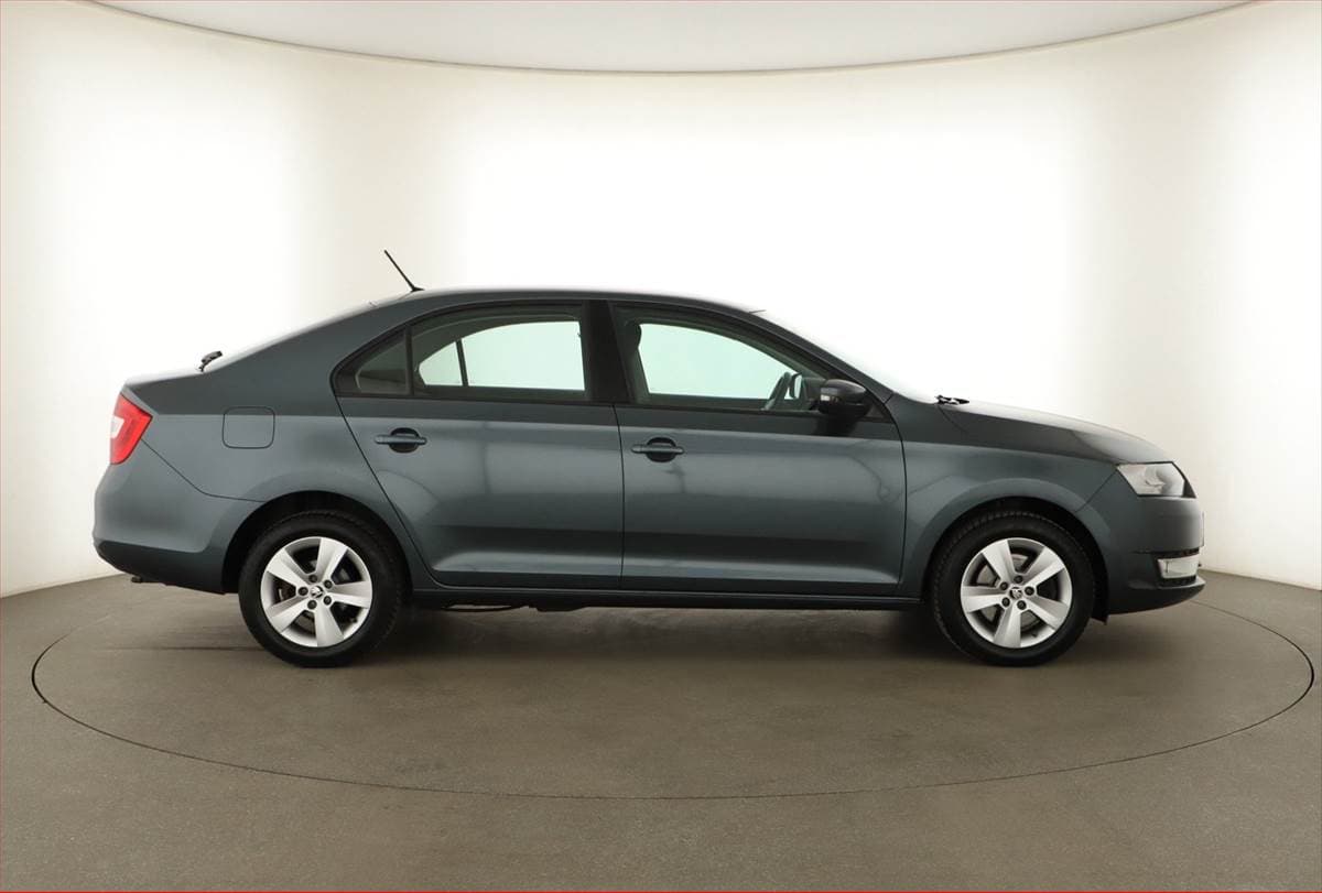 Škoda RAPID - 6