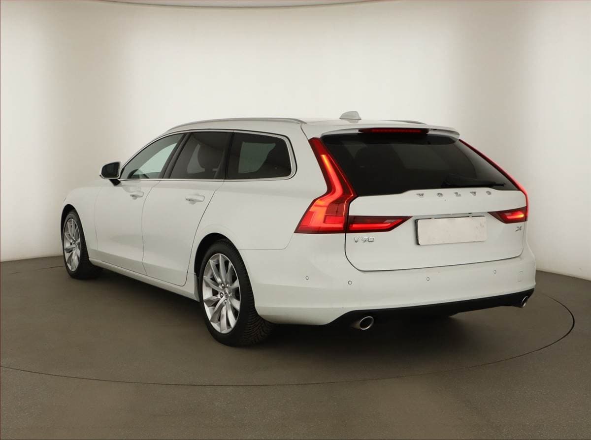 Volvo V90 - 7