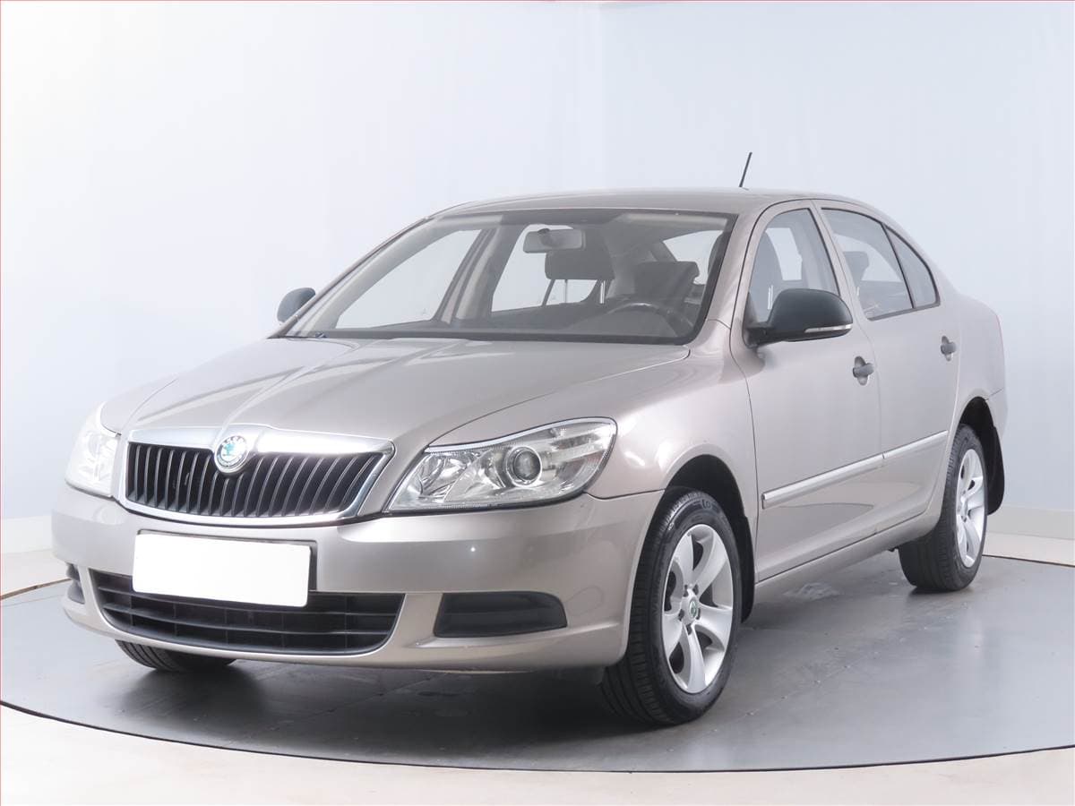 Škoda OCTAVIA - 2