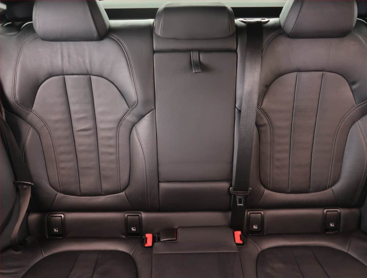 BMW X6 - 10