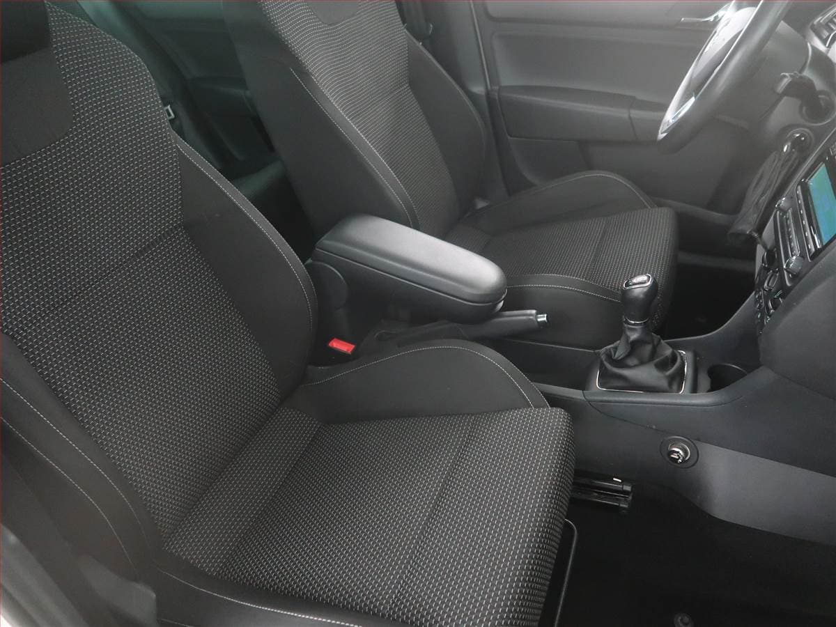 Škoda RAPID - 9