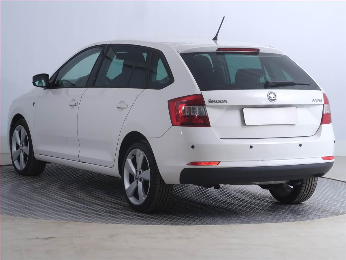 Škoda RAPID - 4