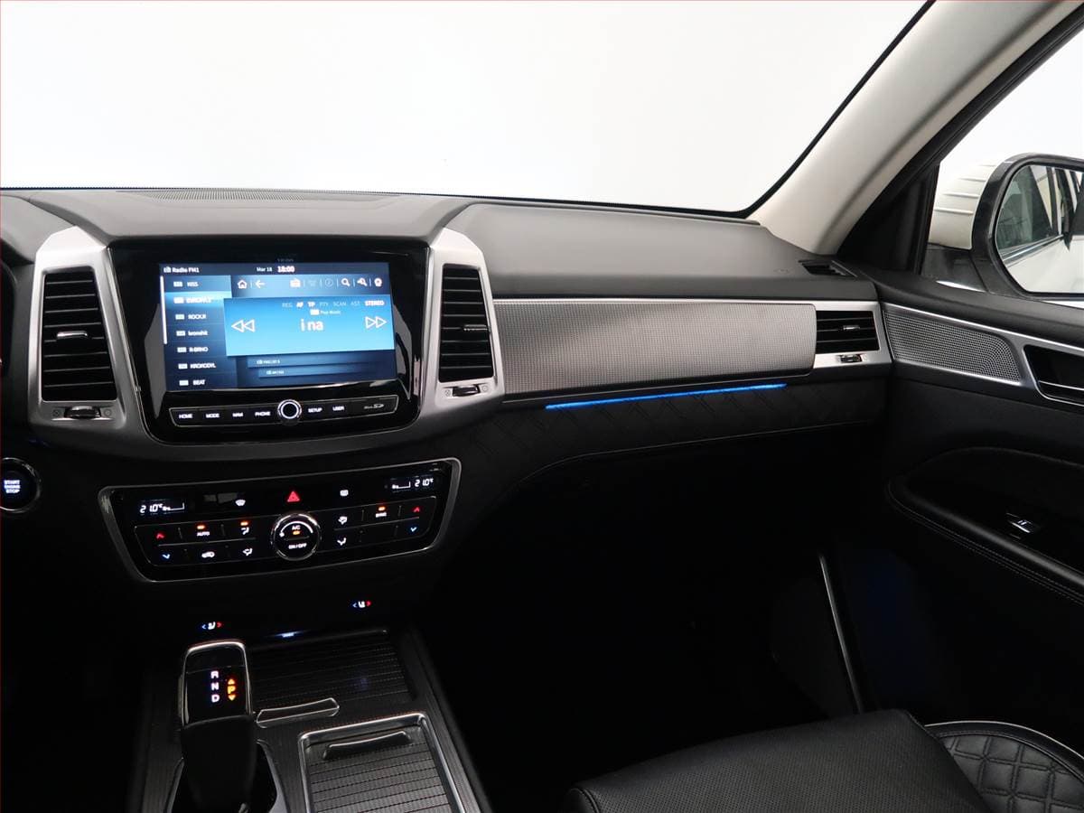 SsangYong Rexton - 127