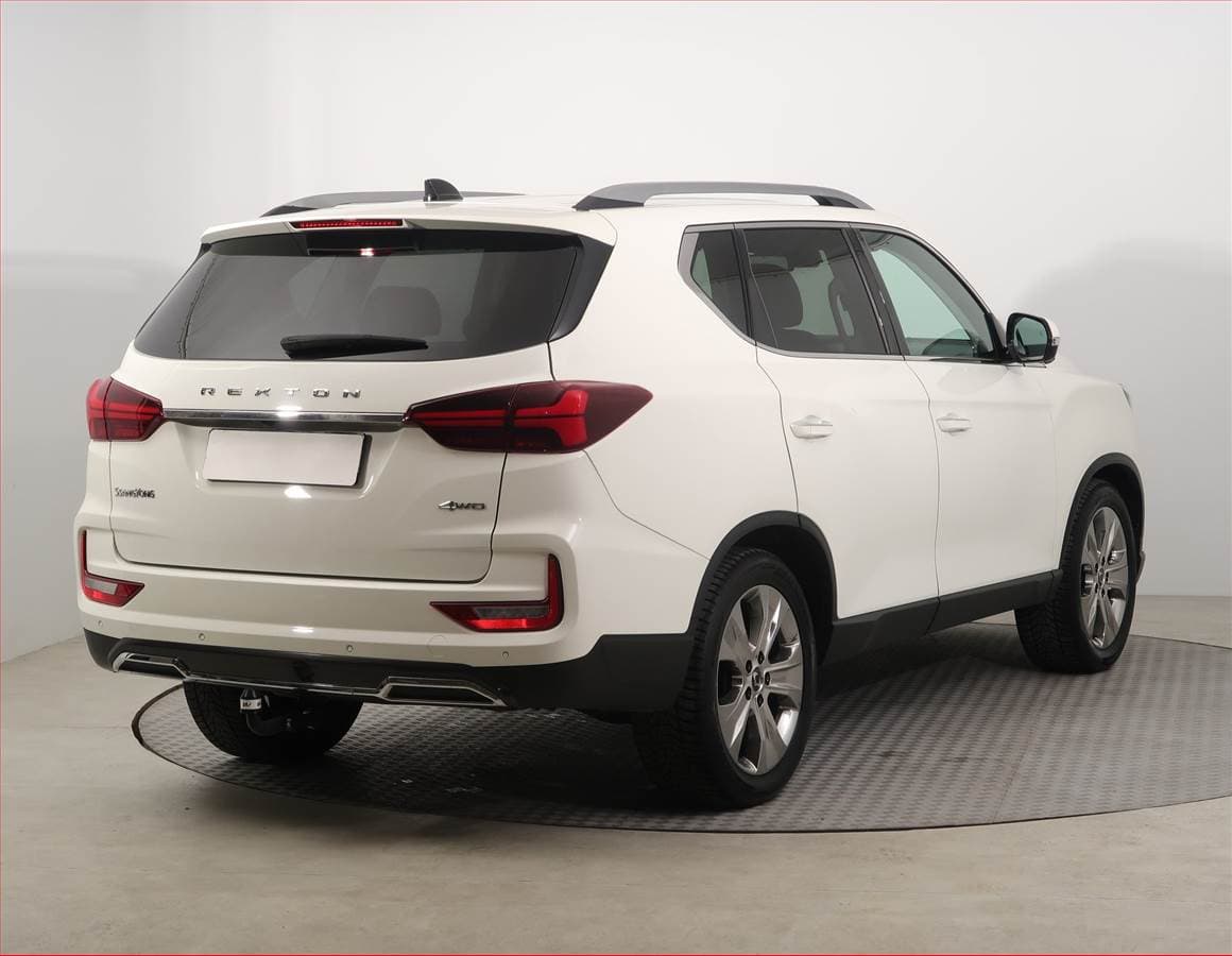 SsangYong Rexton - 73