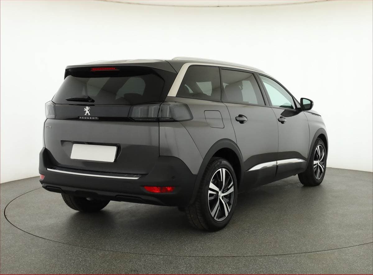 Peugeot 5008 - 5