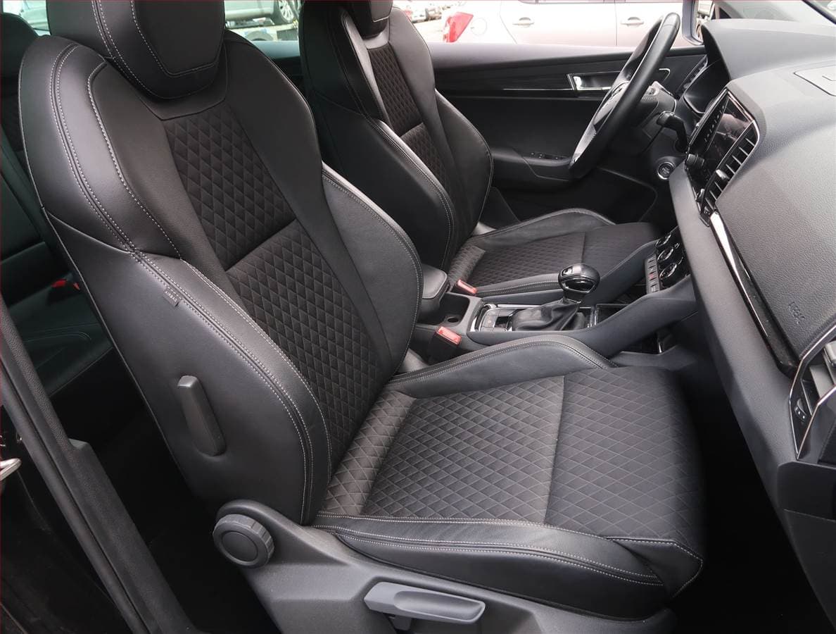 Škoda KAROQ - 9