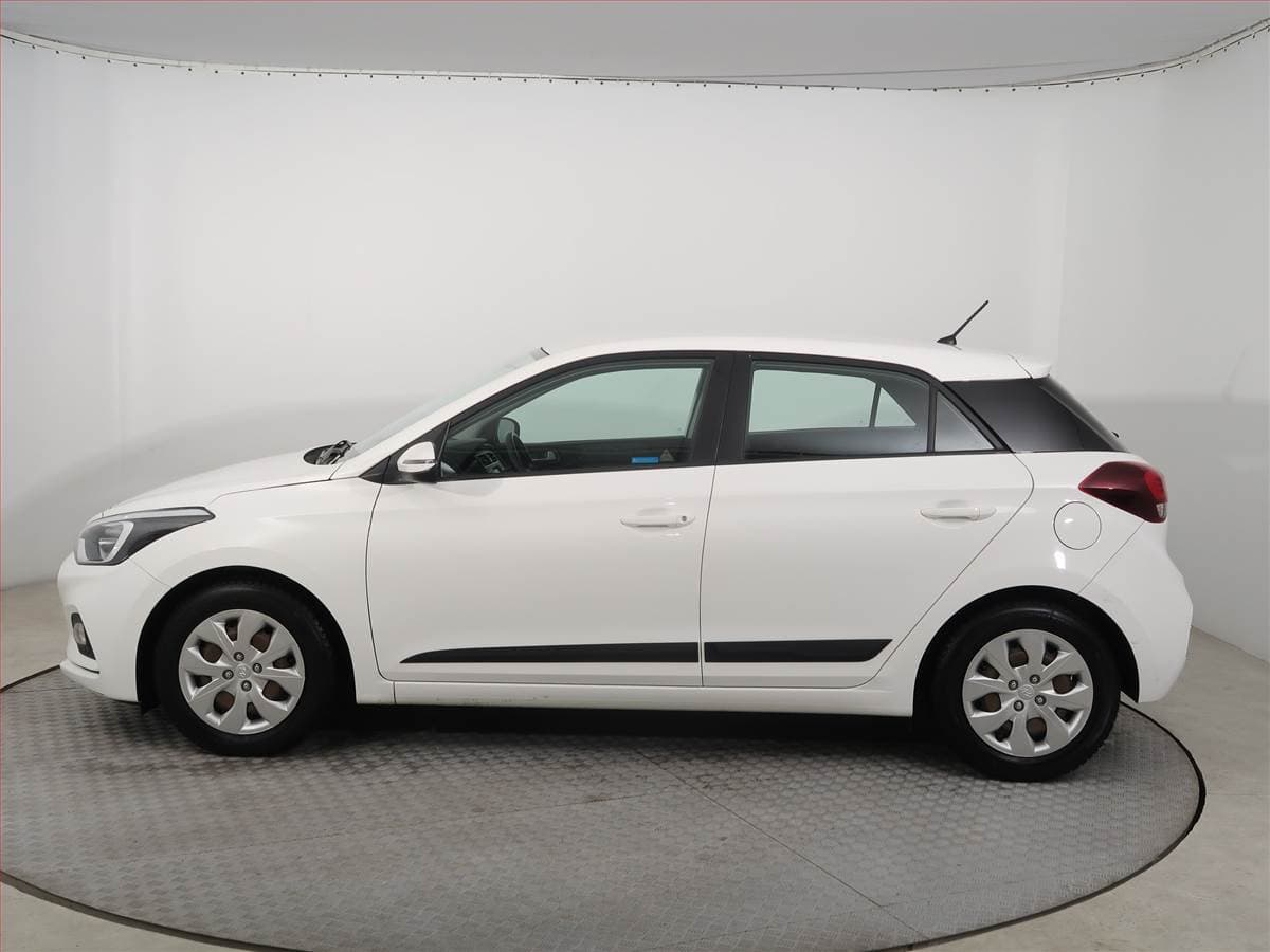 Hyundai i20 - 3