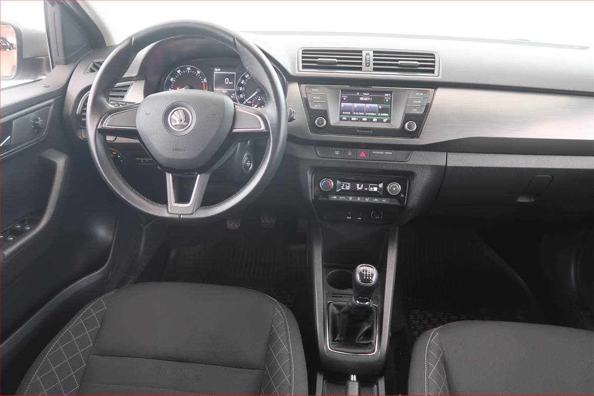 Škoda Fabia - 7