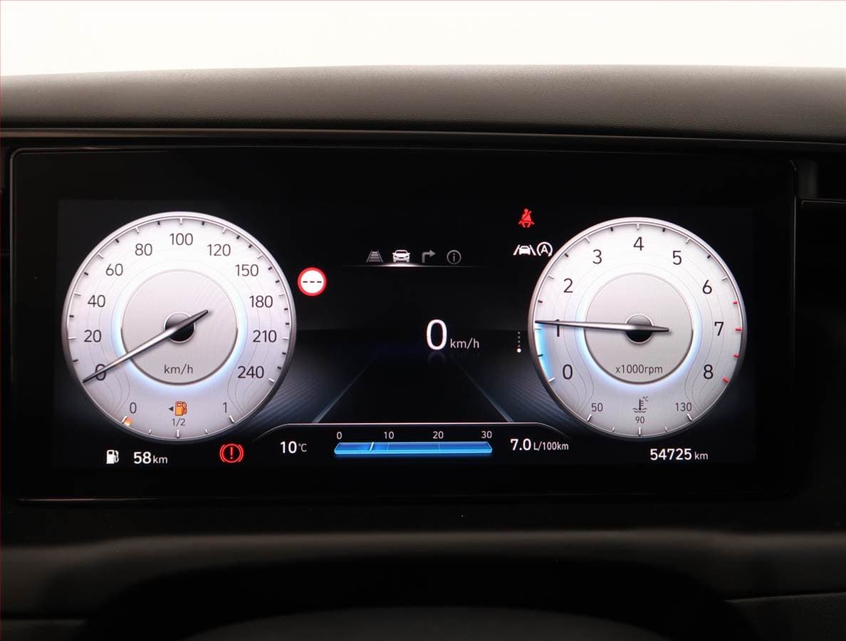 Hyundai TUCSON - 11