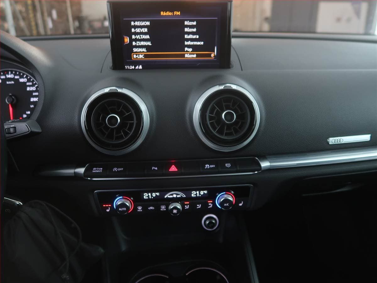 Audi A3 - 12