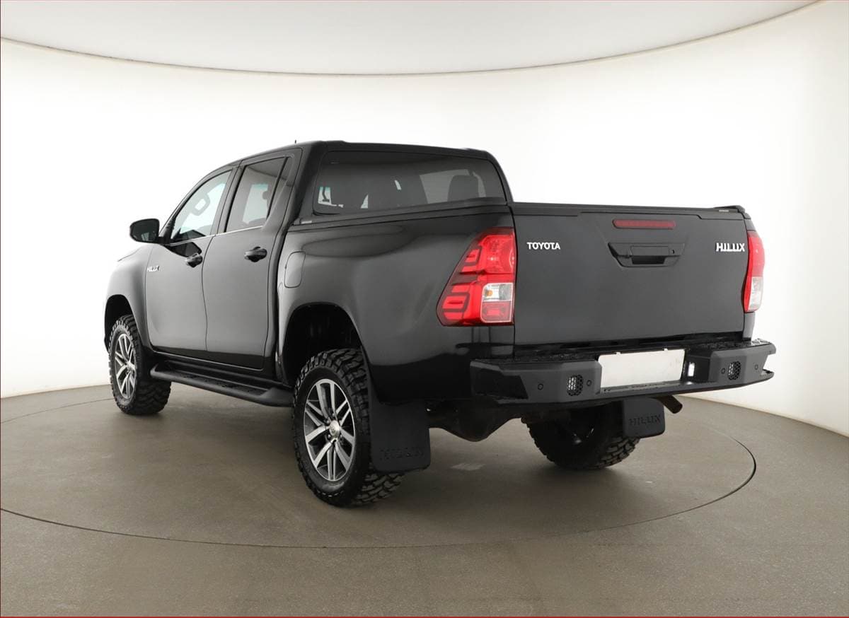 Toyota HILUX - 4