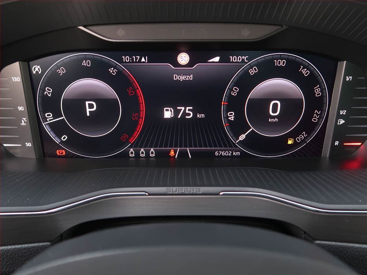 Škoda Superb - 11