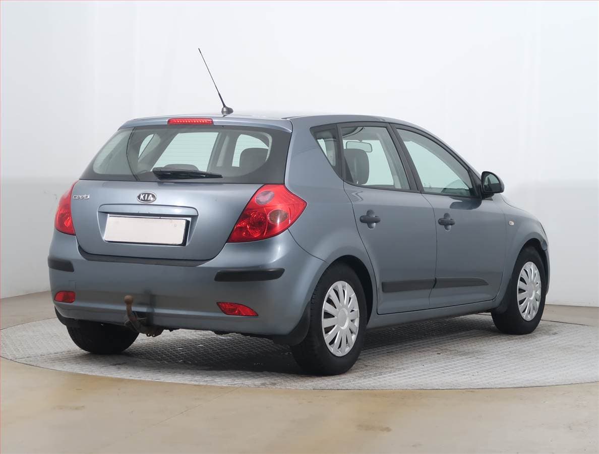 Kia CEE'D - 5