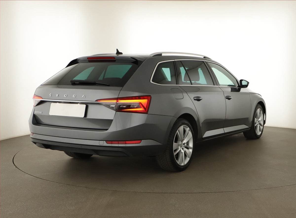 Škoda SUPERB - 5