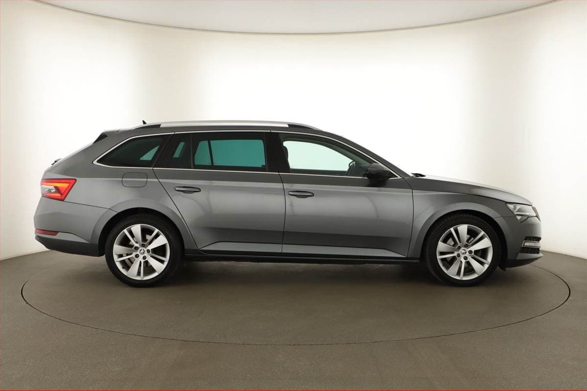 Škoda SUPERB - 6