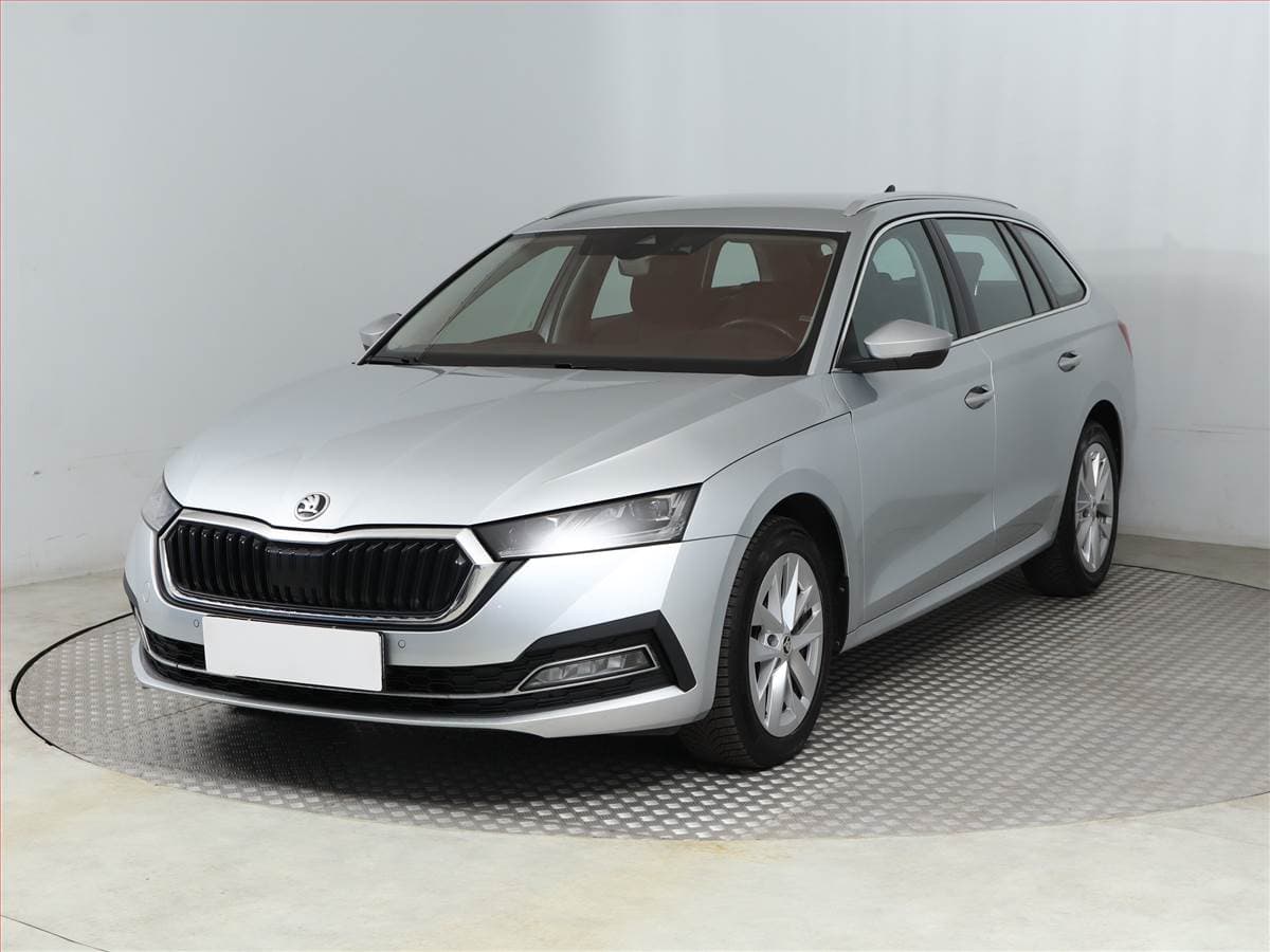 Škoda OCTAVIA - 2