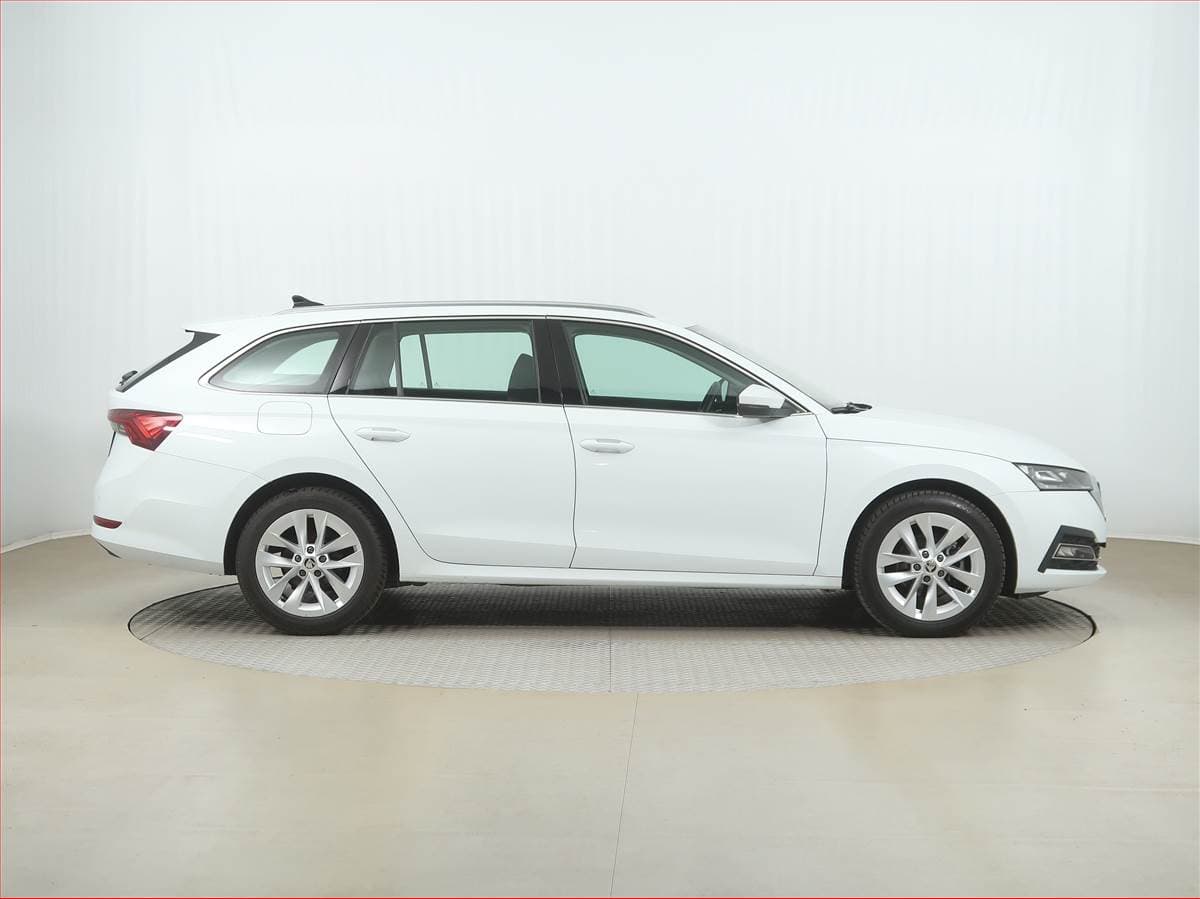 Škoda OCTAVIA - 6