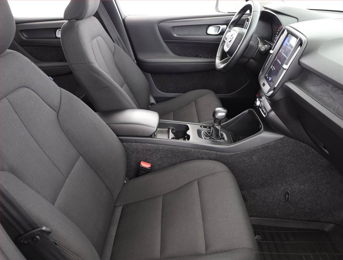 Volvo XC40 - 7