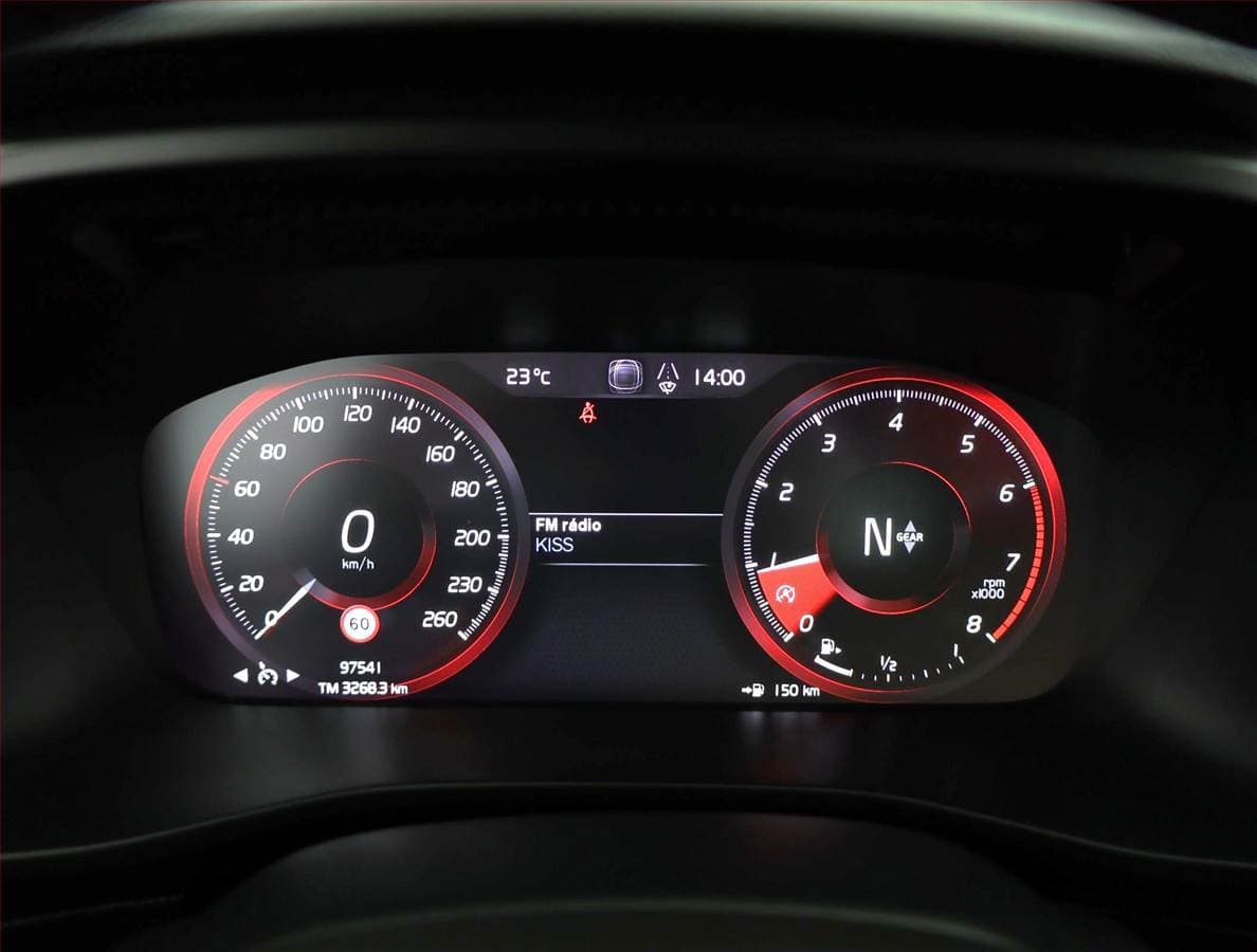 Volvo XC40 - 9