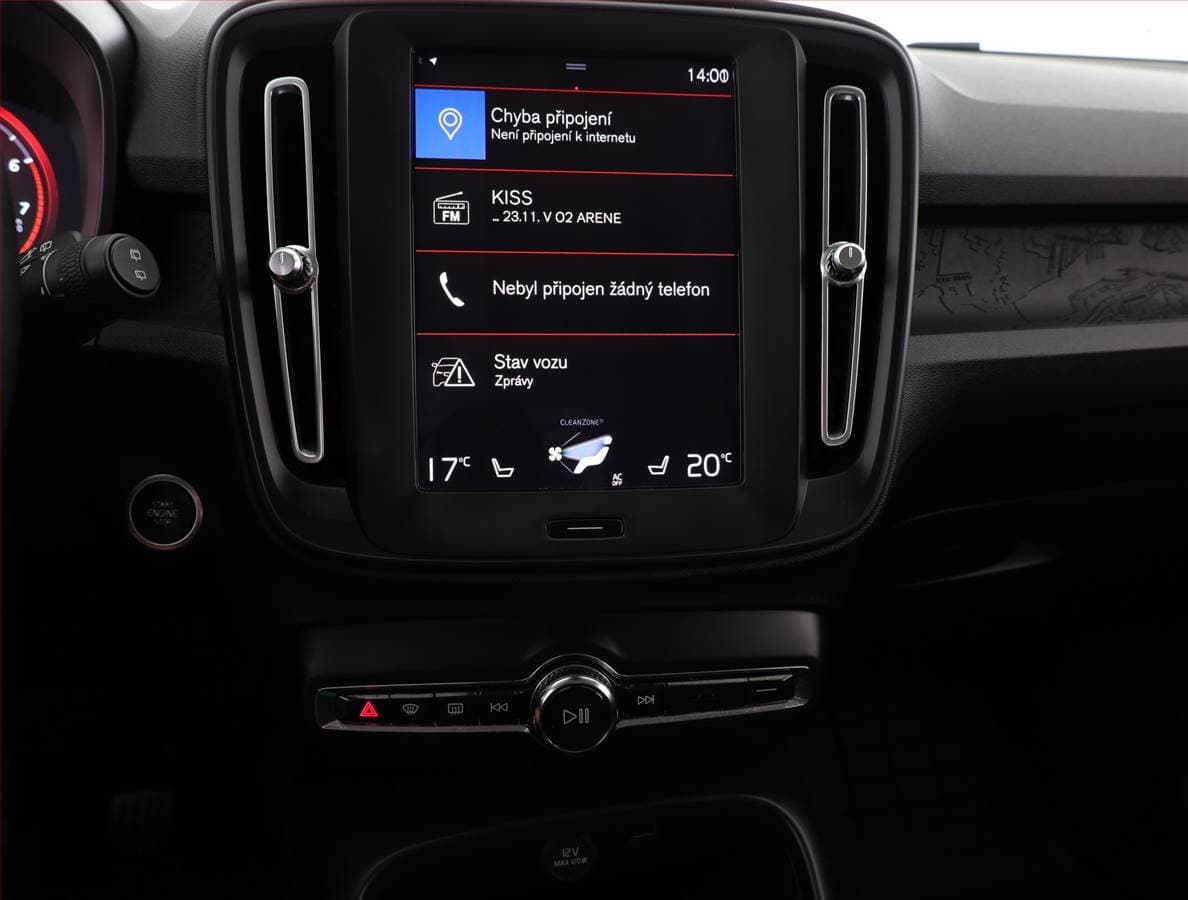 Volvo XC40 - 10