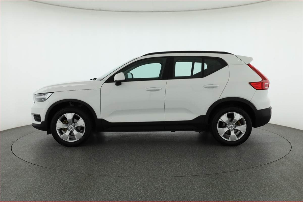 Volvo XC40 - 3