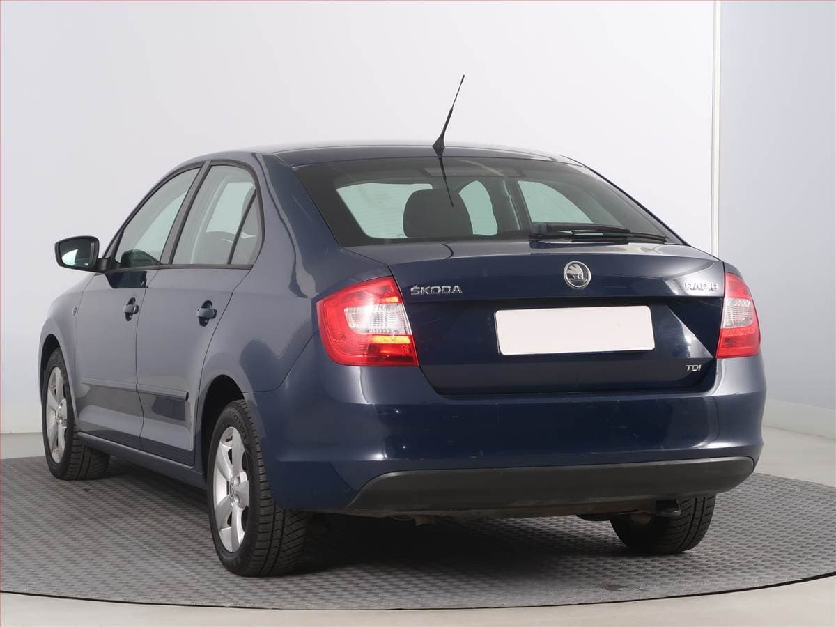 Škoda RAPID - 4