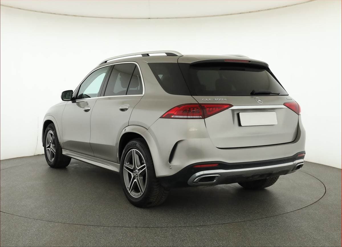 Mercedes-Benz GLE - 4