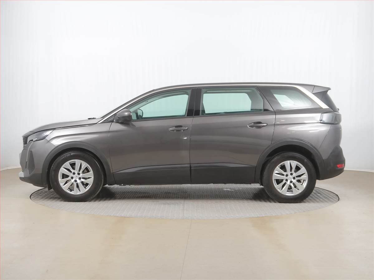 Peugeot 5008 - 3