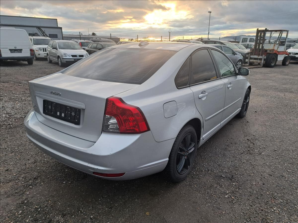 2008 Volvo S40 - 15