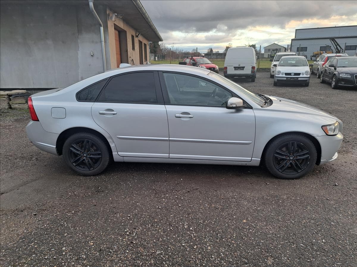 2008 Volvo S40 - 17