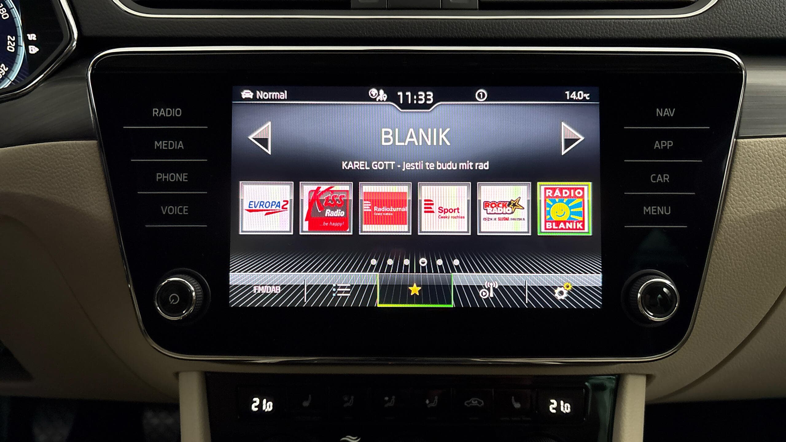 2022 Škoda Superb - 21