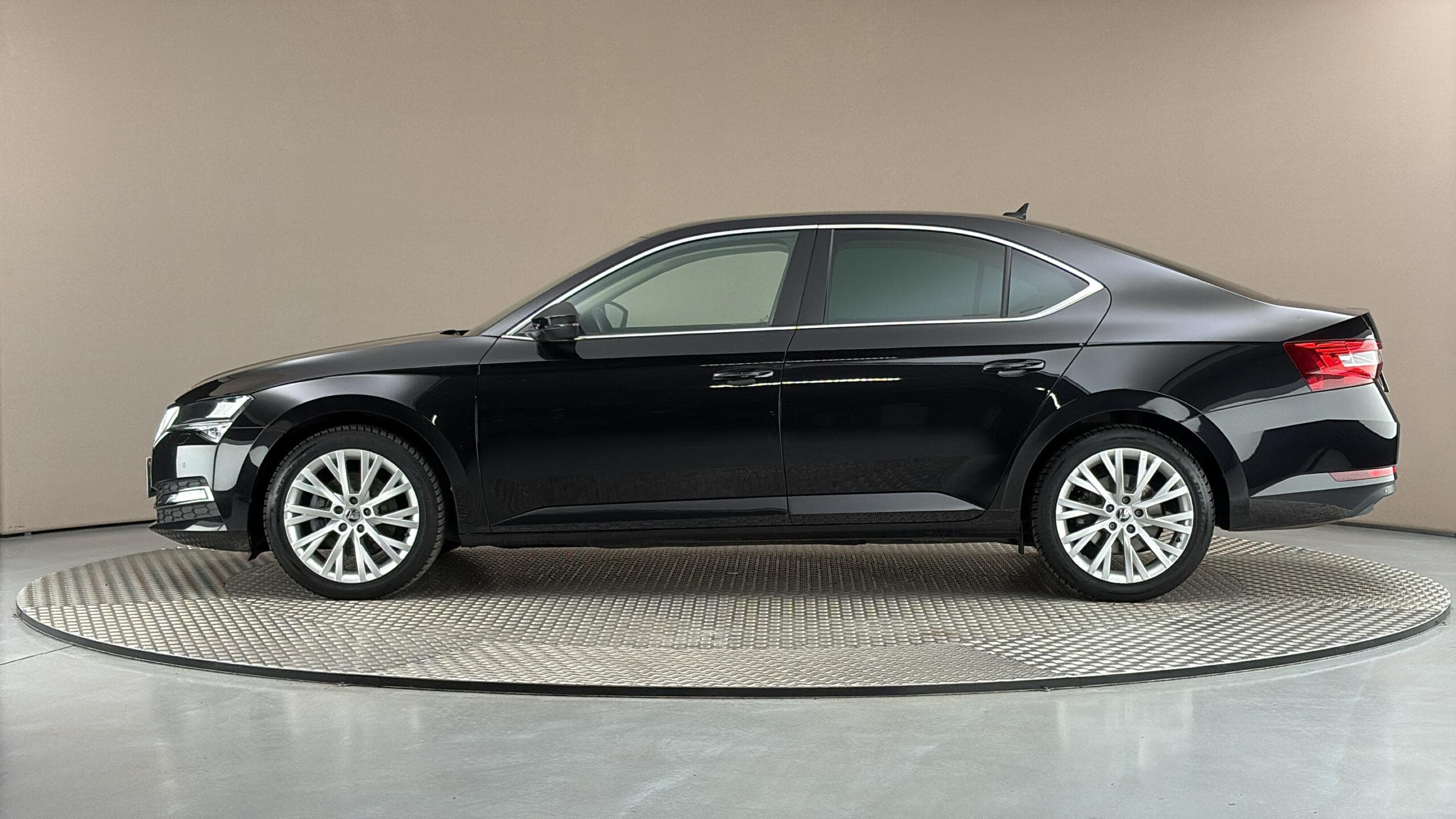 2022 Škoda Superb - 7