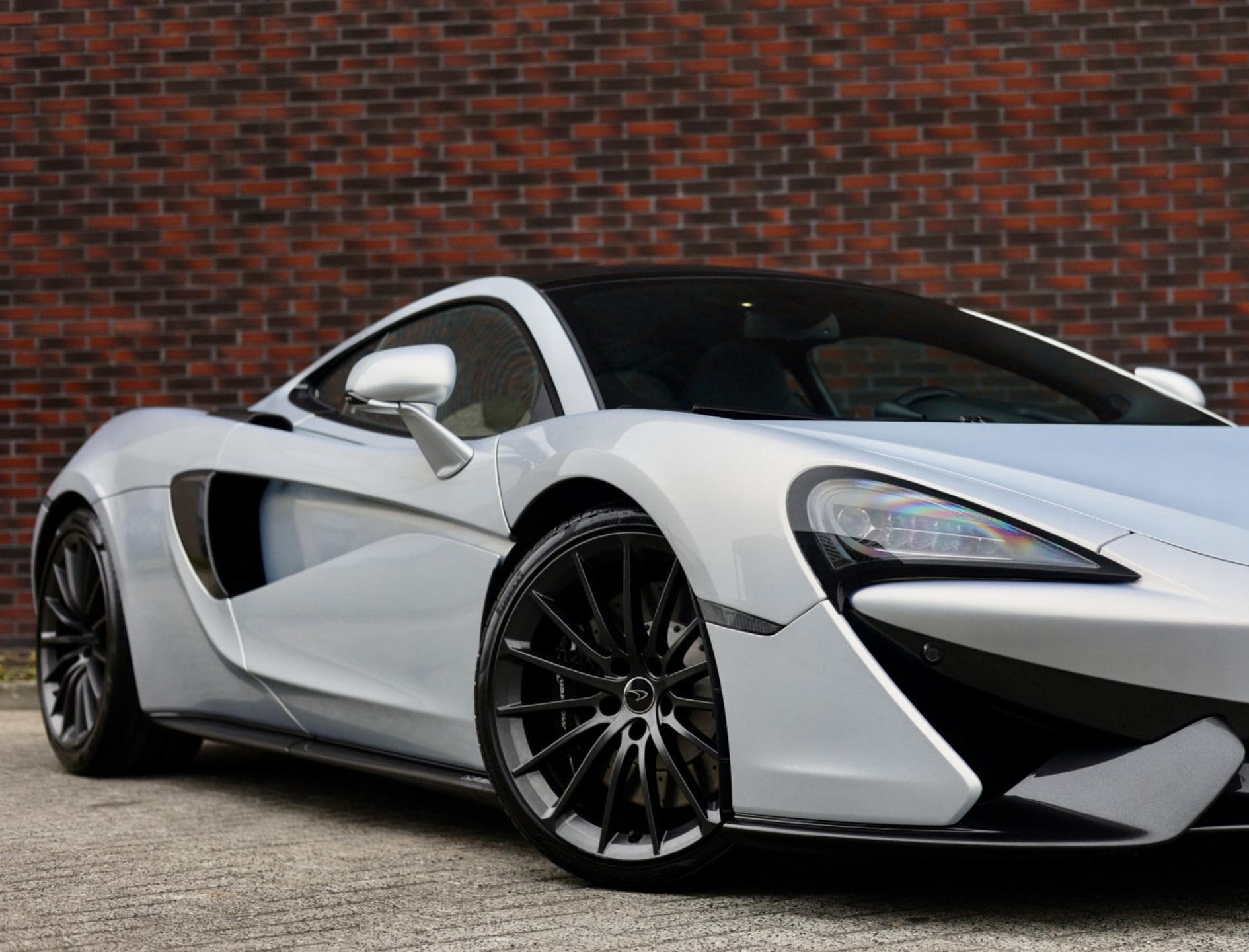 McLaren 570GT - 6