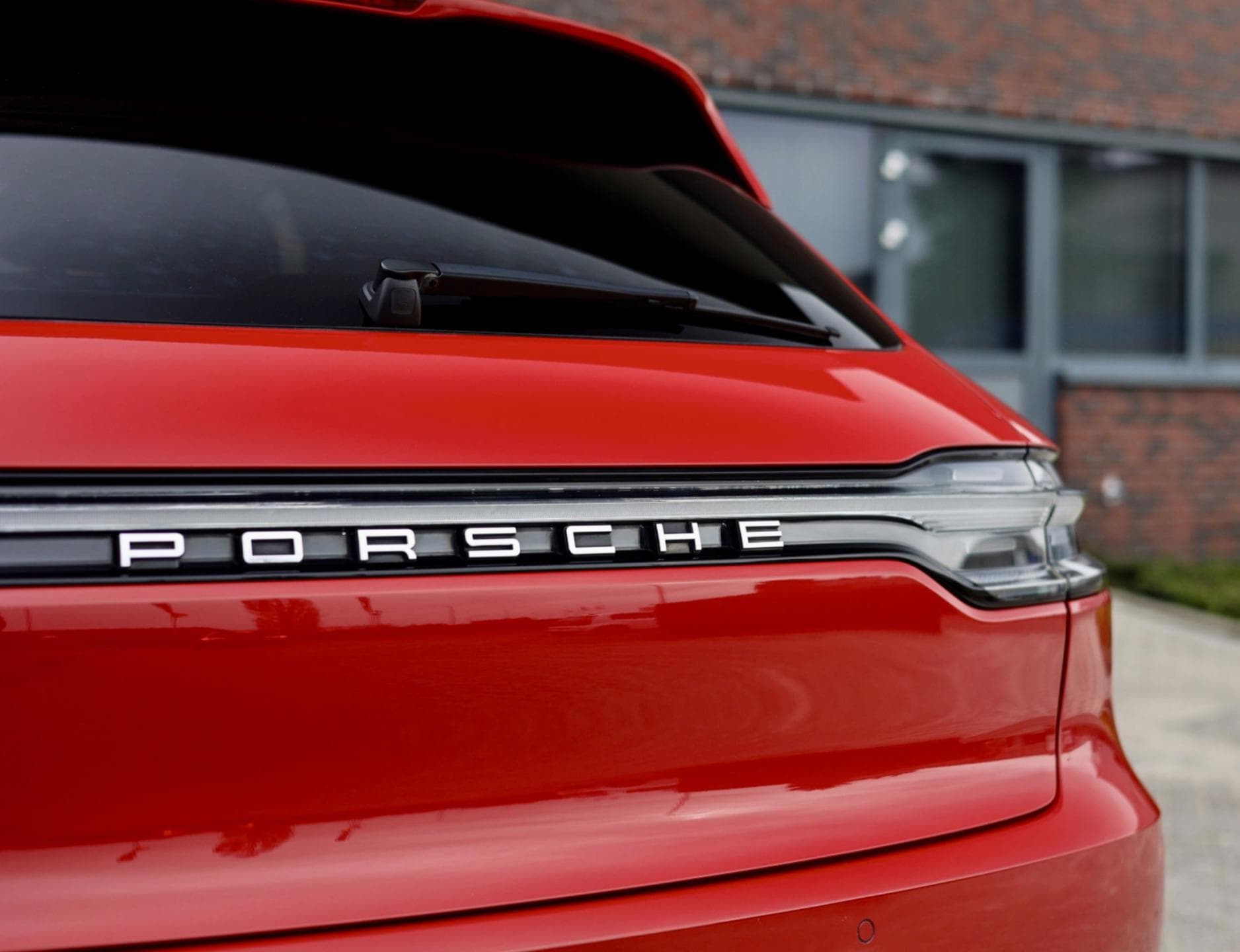 Porsche MACAN - 11