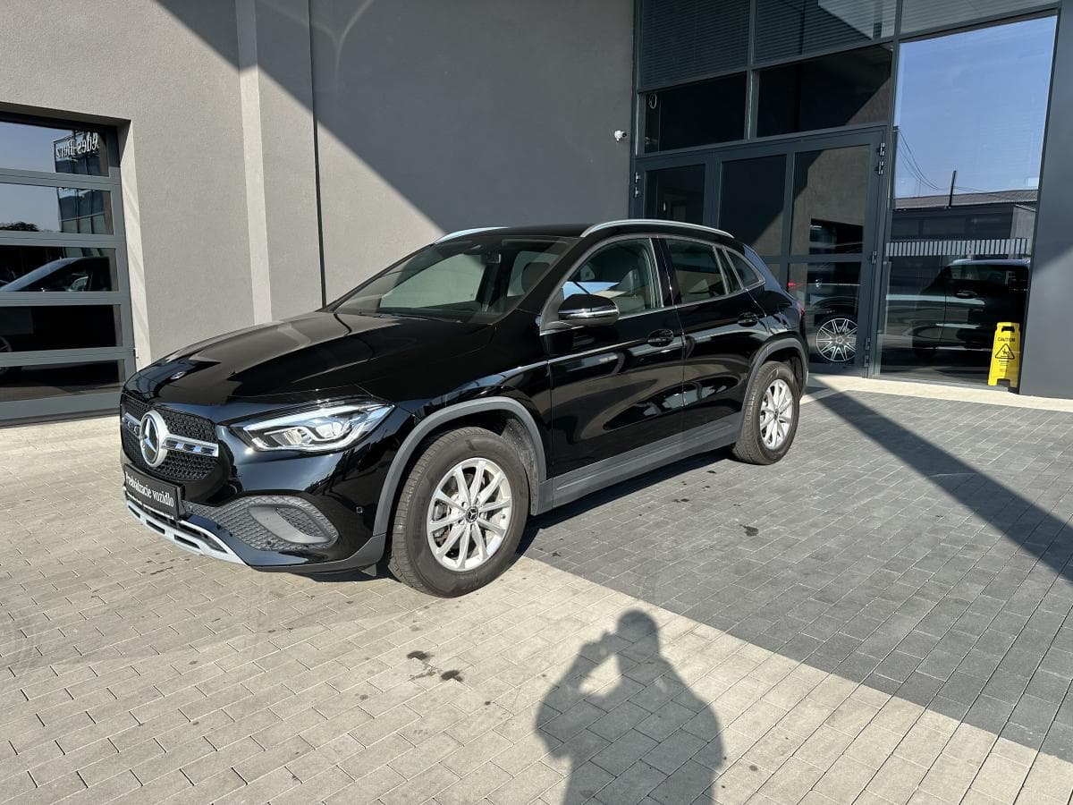 Mercedes-Benz Gla - 3