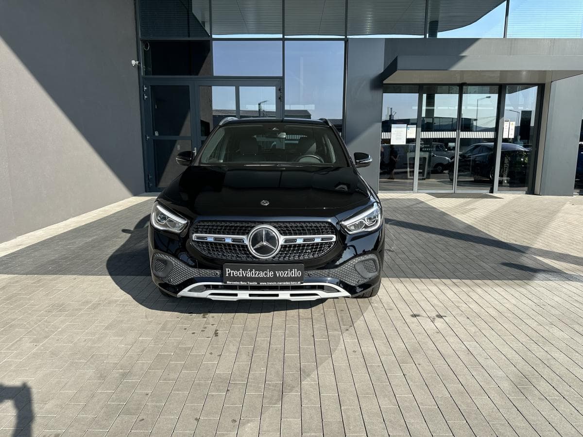 Mercedes-Benz Gla - 7