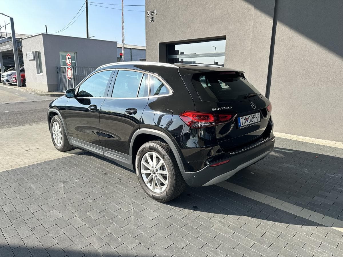Mercedes-Benz Gla - 5