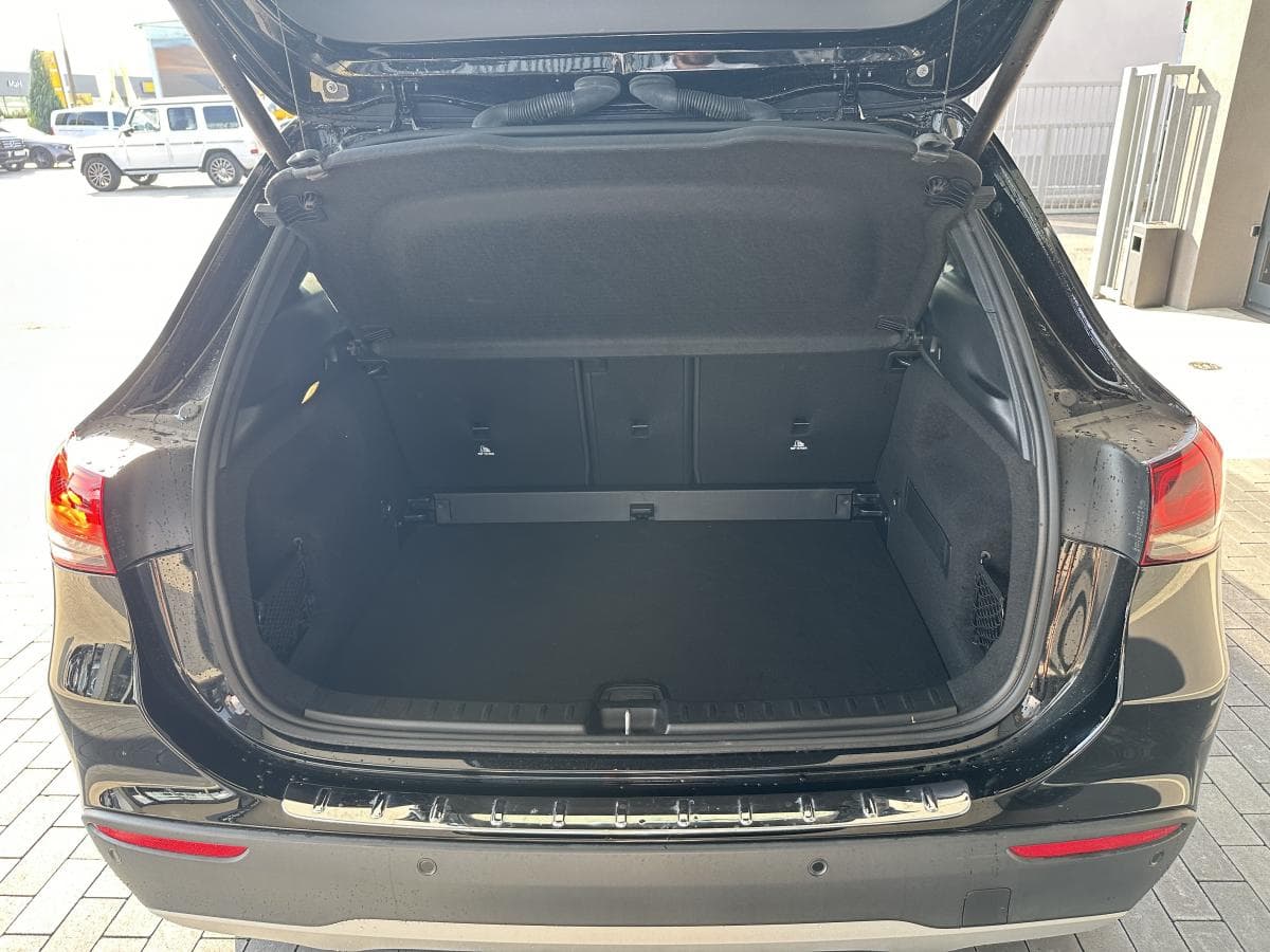 Mercedes-Benz Gla - 9