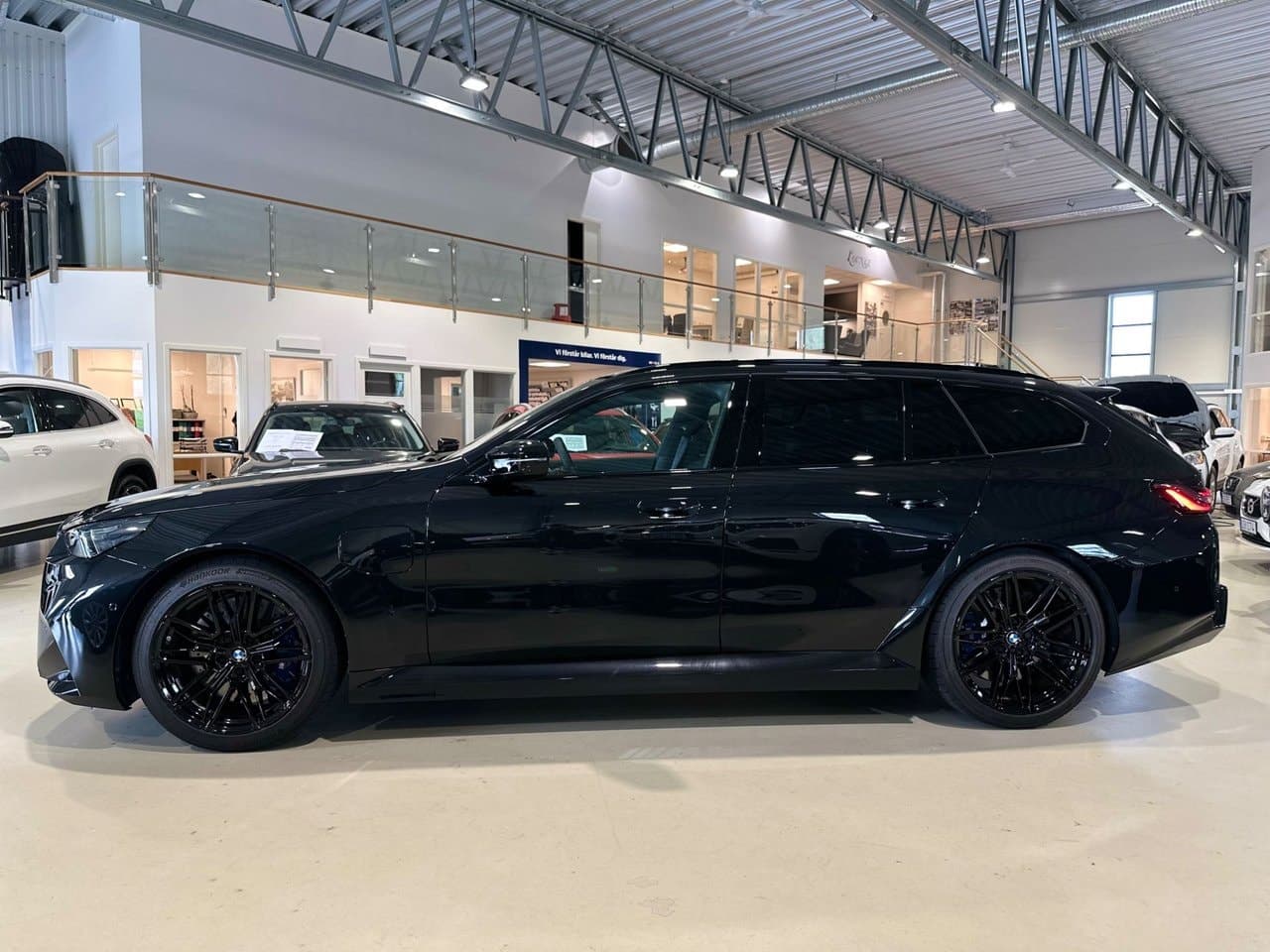 2025 BMW M5 - 7