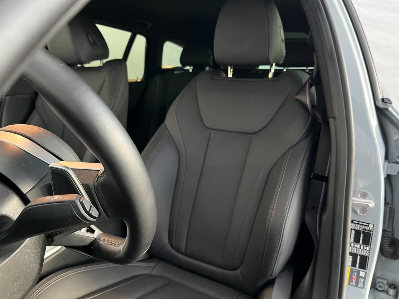 2025 BMW 3-Series - 9