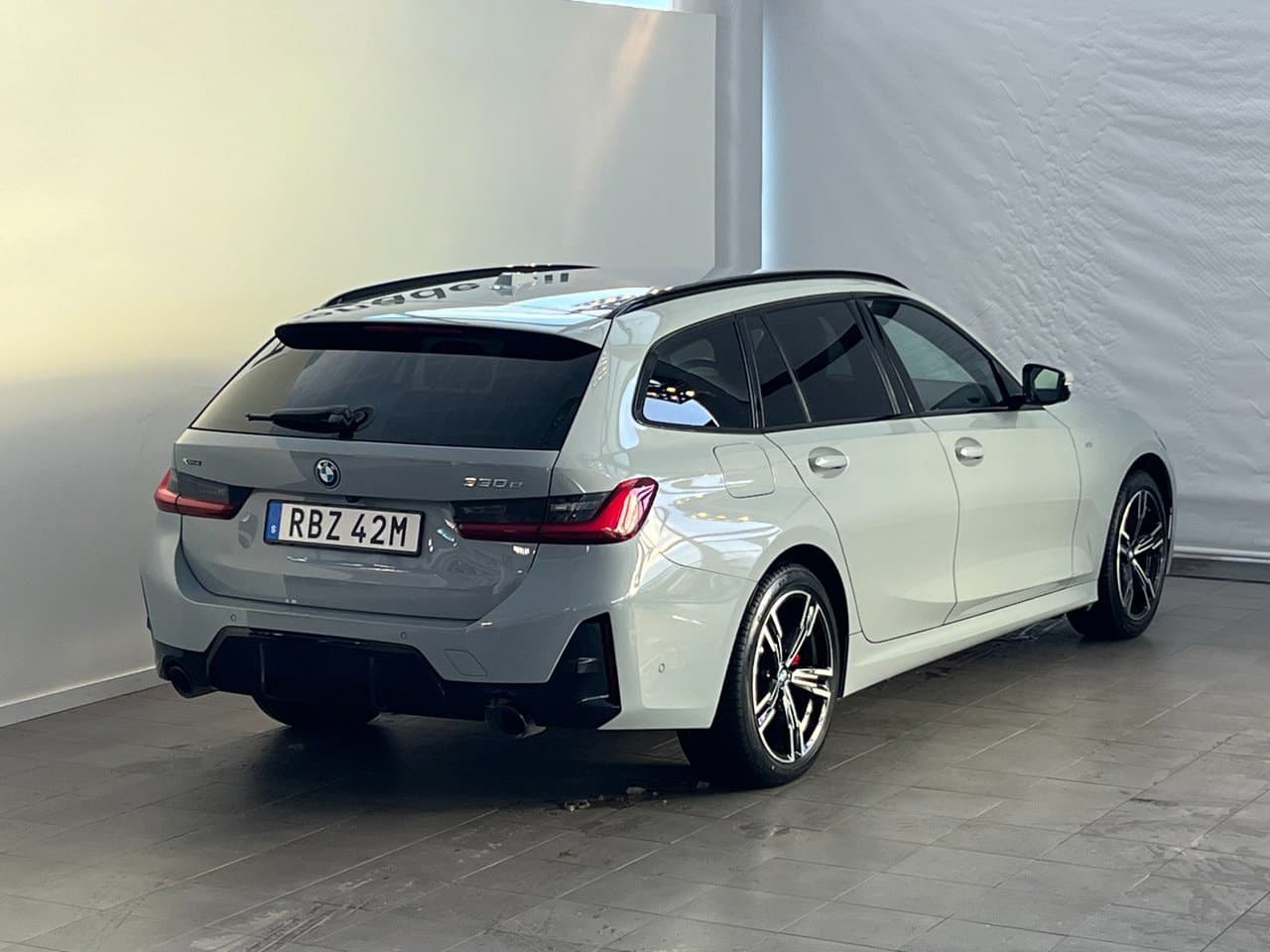 2025 BMW 3-Series - 4