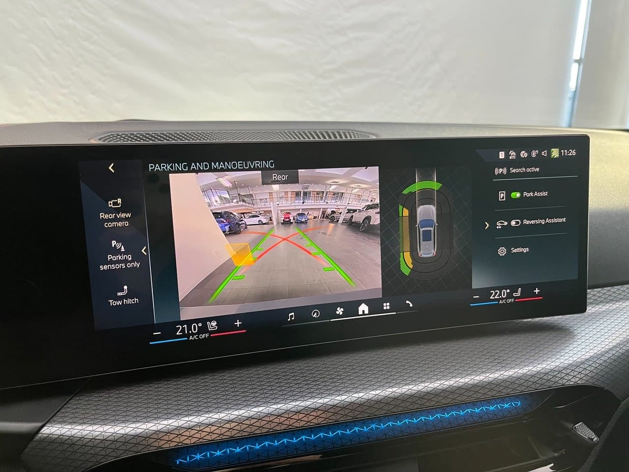 2025 BMW 3-Series - 12