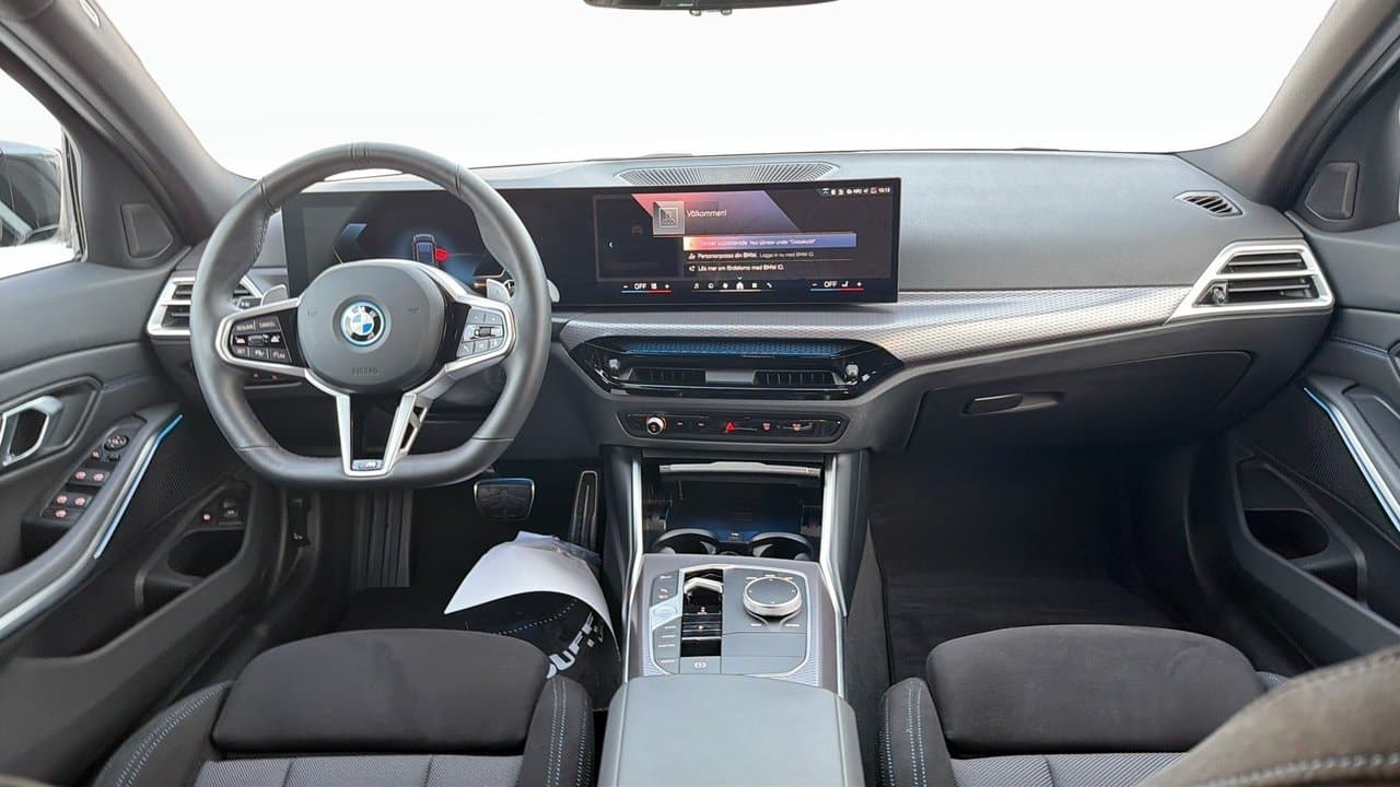 2025 BMW 3-Series - 8
