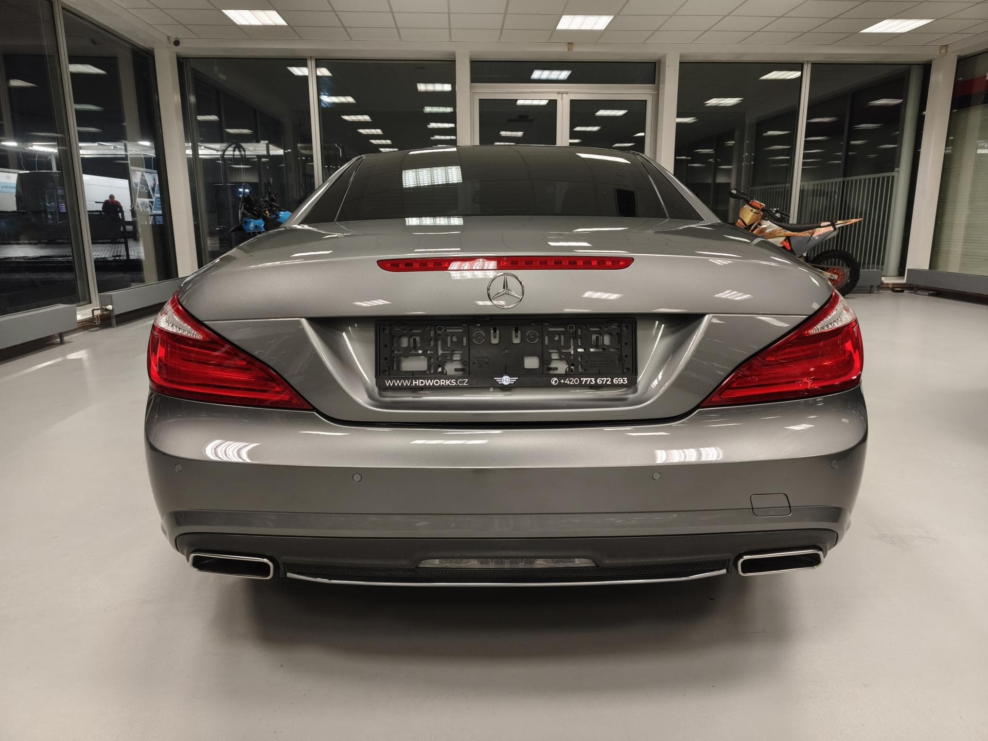 Mercedes-Benz SL - 4