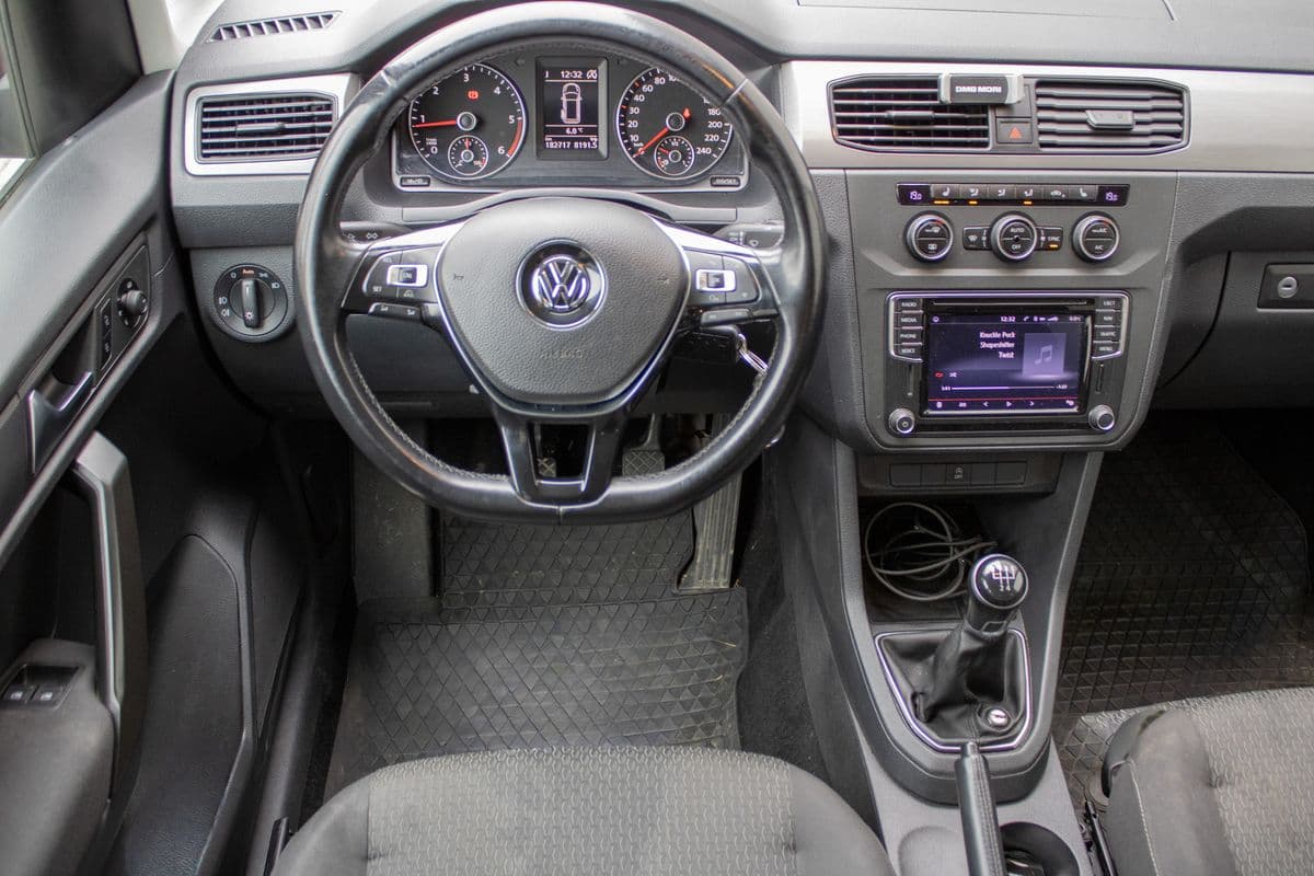 2017 Volkswagen Caddy - 10
